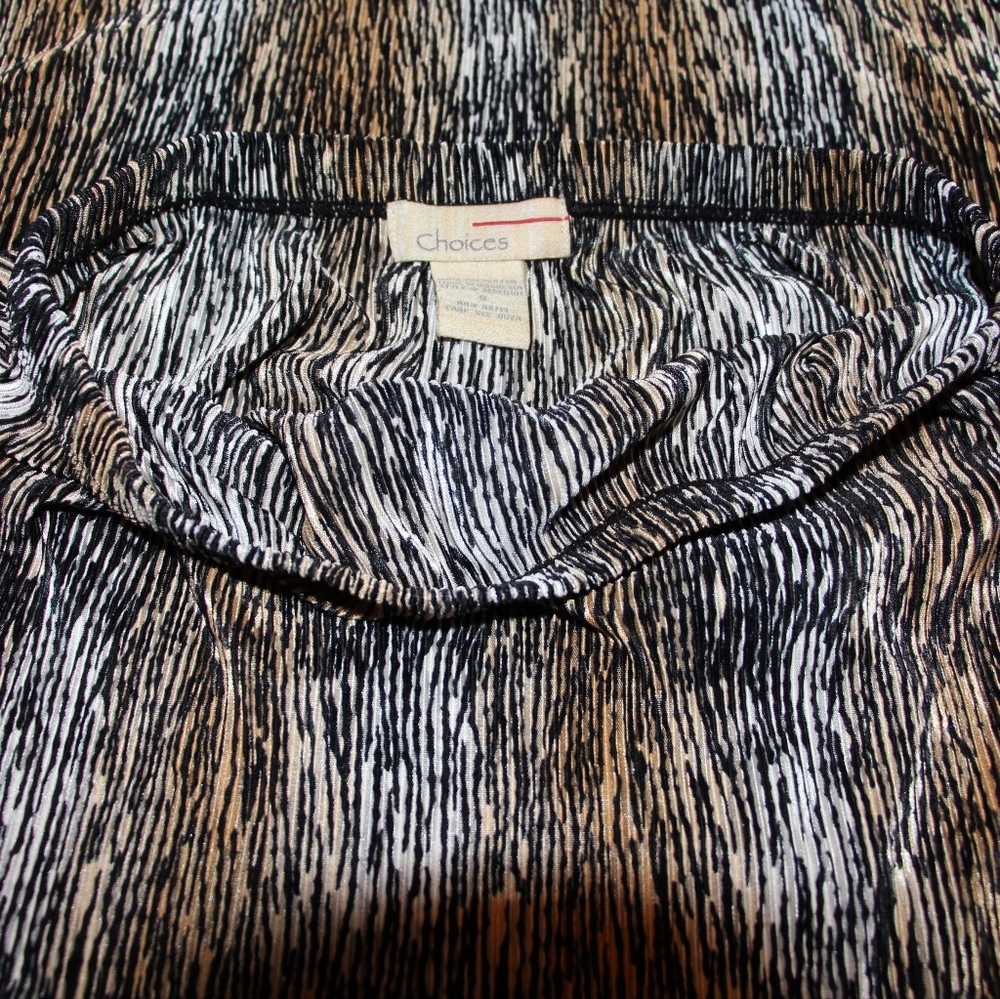 Patterned Skirt - Picture 5 of 7